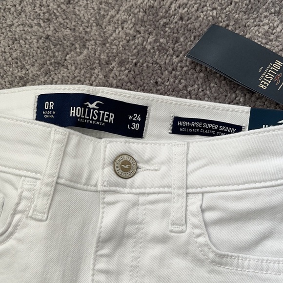 Hollister High Rise Super Skinny Jeans - Picture 2 of 2
